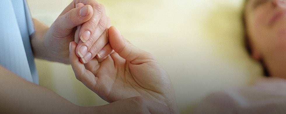 Vor und nach chirurgischen Eingriffen unterstützt Nestlé Health Science durch Ernährungstherapien