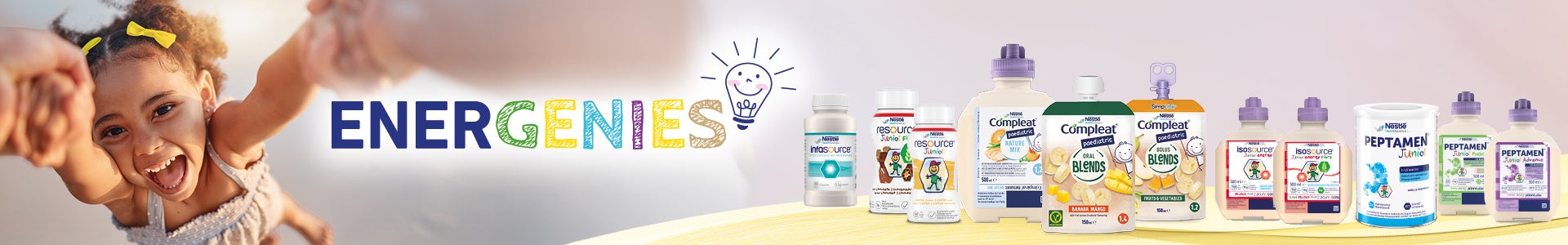 Kind wird an den Händen gehalten, rechts daneben der Schriftzug „ENERGENIES“ und eine Reihe von Nestlé‑Sondennahrungsprodukte