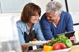 Ehepaar beim Kochen_260x173px.jpg 